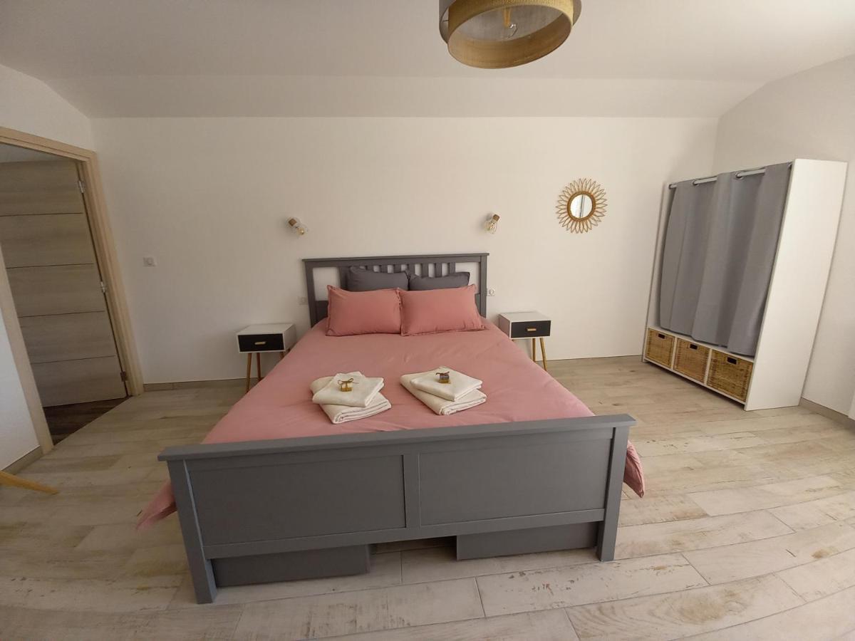 A Ventoux Yourte Monieux المظهر الخارجي الصورة